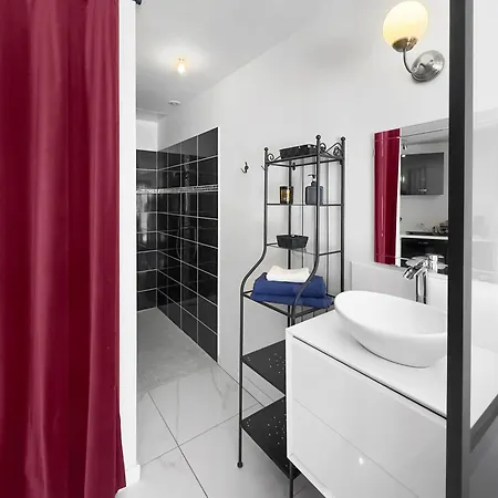 Appartement Barok Proche Autoroute, Plages Et Attractions, Wifi - Tv, Calme Bessan